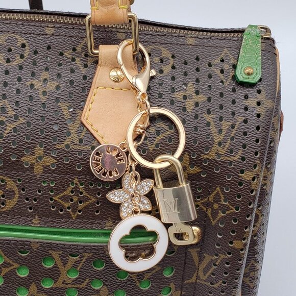 Authentic Louis Vuitton Lock & Key with unbranded Bagcharm, Keycharm, Keychain - Picture 8 of 8